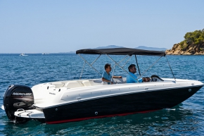 Bayliner E7