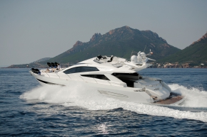 Galeon 700 Skydeck