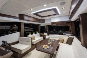 Galeon 510 Skydeck