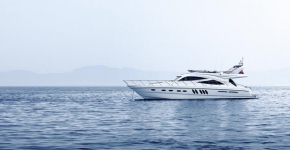 Sealine T60 Aura